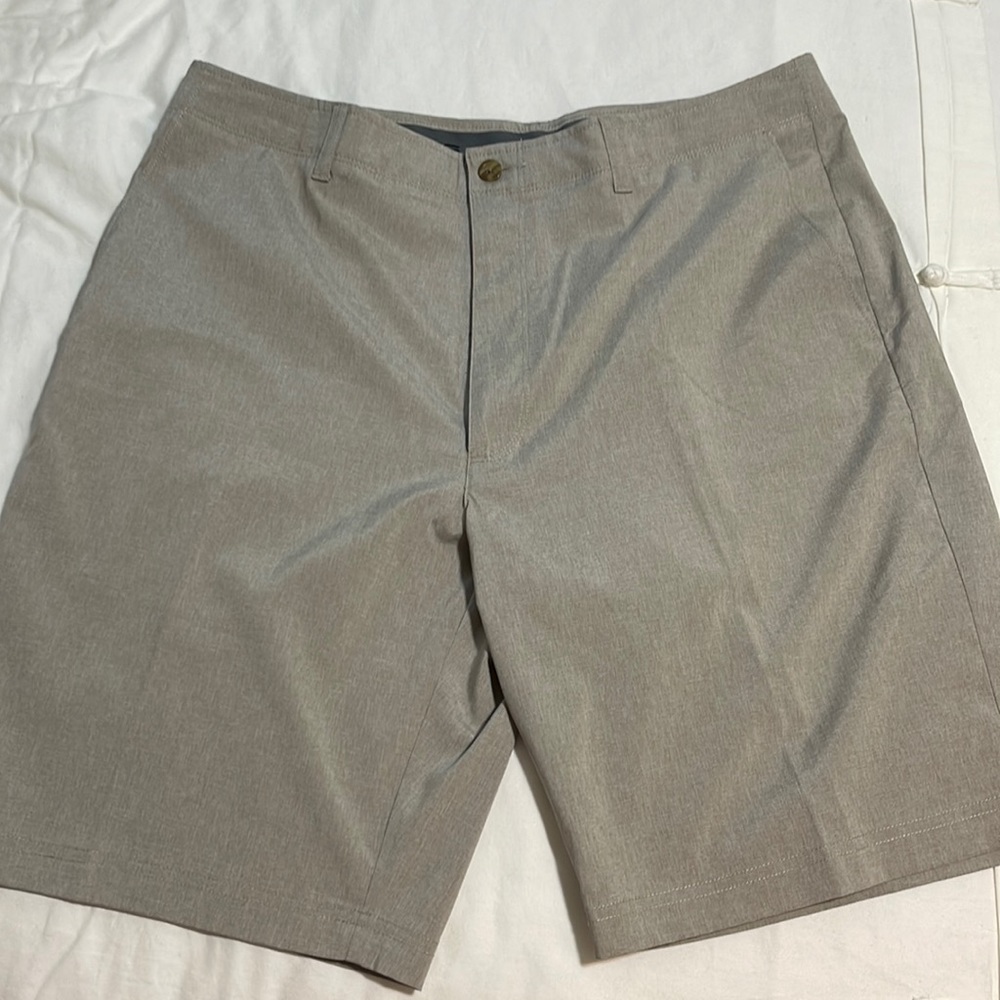 Mens golf shorts